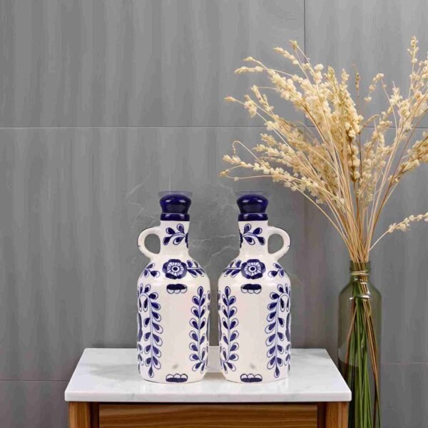 ceramic storage container with tray