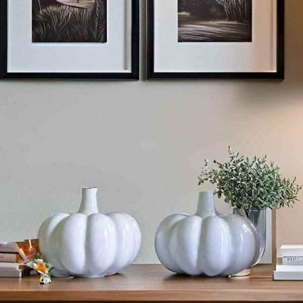 Artistic home décor vases