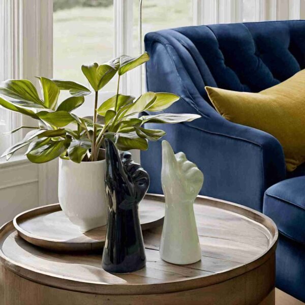 Modern artistic flower pot